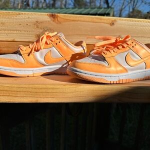 Gently Used Women’s Nike Dunk Low Peach Cream Size 6.5